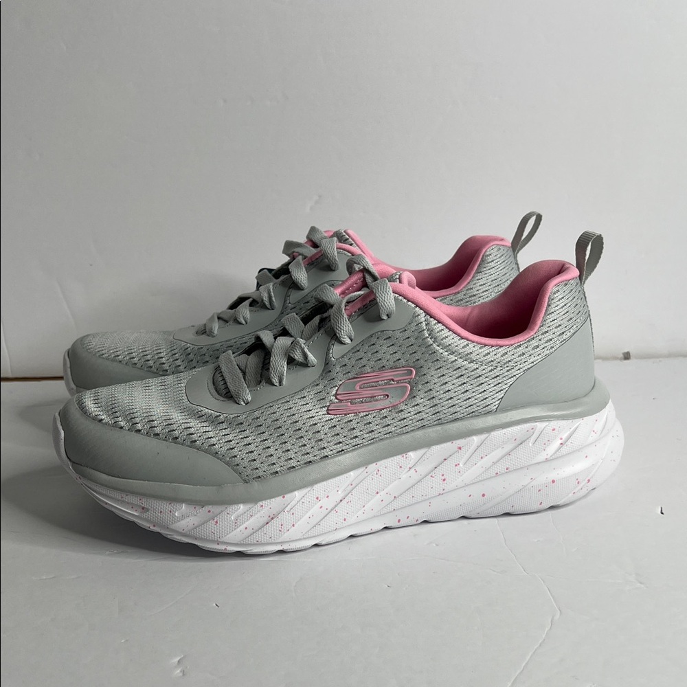 Women Skechers Sneakers